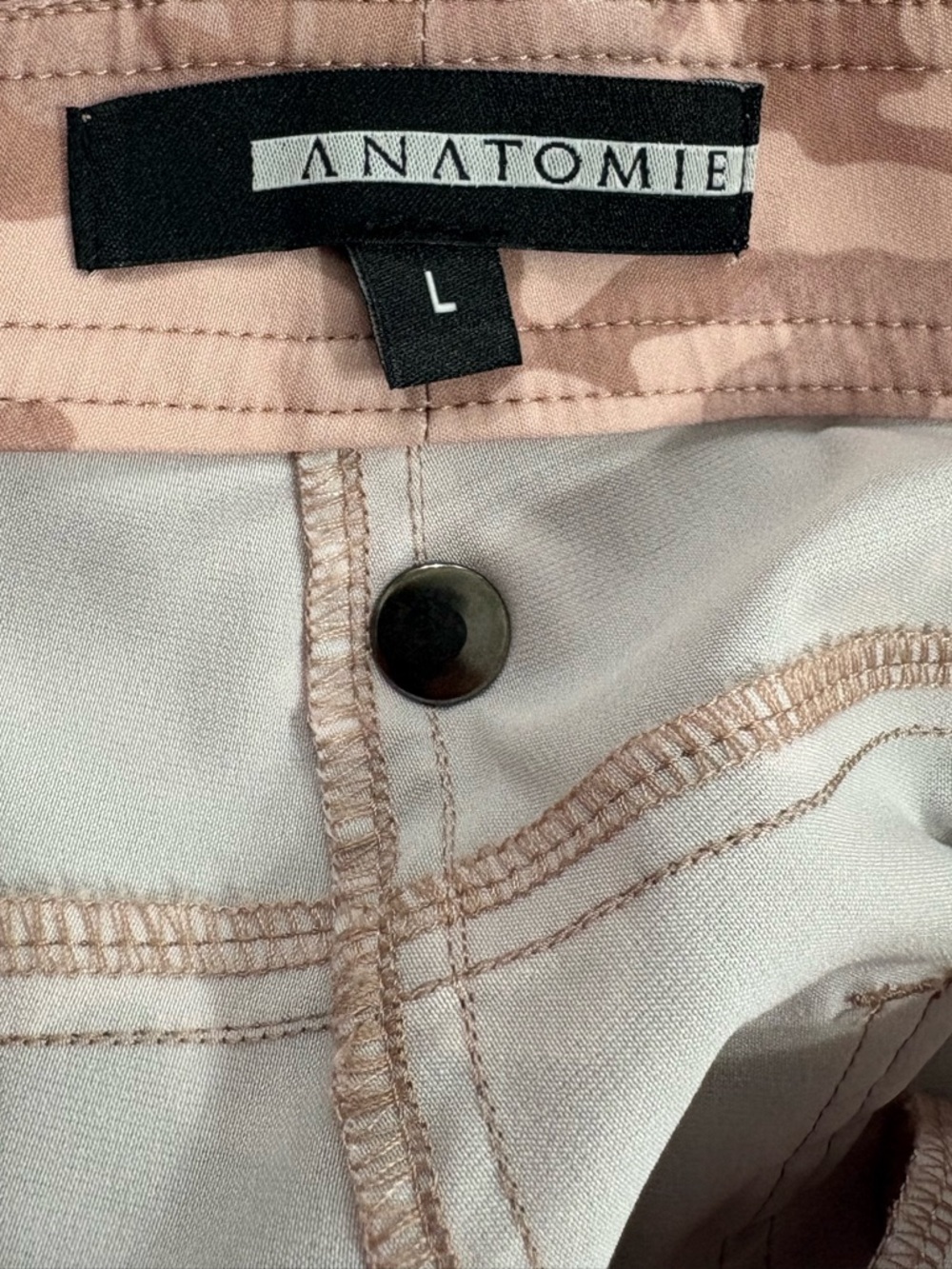Anatomie Skylar Travel Pant Slim Leg Pink Camo Stretch Lightweight Size Large - Picture 7 of 8